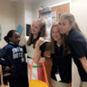 Meet your Posher, Annie